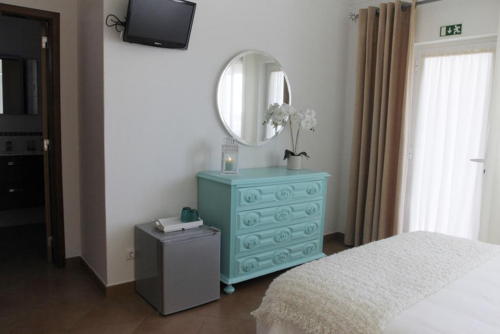 Alojamento Local Mira Mar Hotel Замбужейра до Мар Екстериор снимка